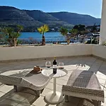Holidays Roko - Sea View With Pool (adults Only) Grebaštica