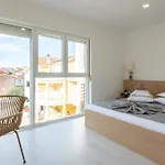 Apartamento Holidays Roko - Sea View With Pool (adults Only) Grebaštica