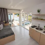 Apartamento Holidays Roko - Sea View With Pool (adults Only)