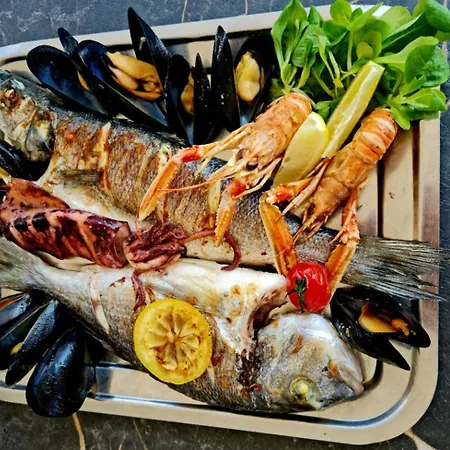 Apartment Holidays Roko (adults Only) Grebastica