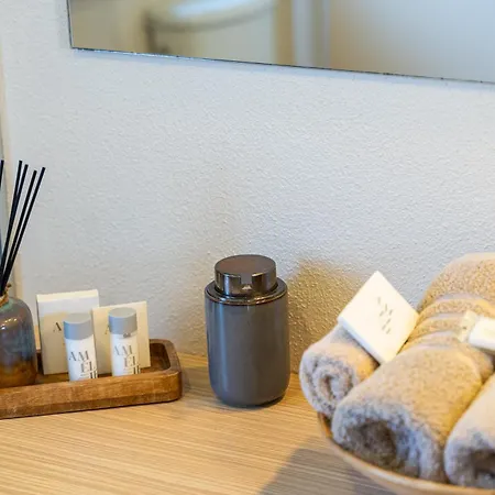 Апартаменты Holidays Roko - Sea View With Pool (adults Only) Гребастика