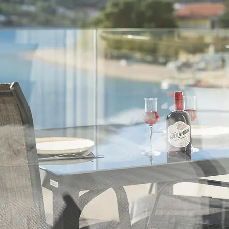 Holidays Roko - Sea View With Pool (adults Only) Апартаменты Гребастика