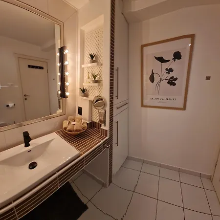 Holidays Roko - Sea View With Pool (adults Only) * Гребастика