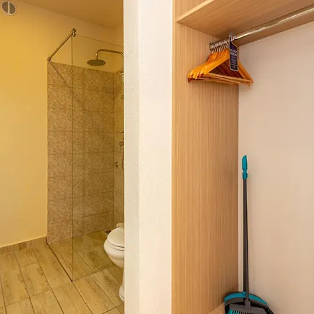 Апартаменты Holidays Roko - Sea View With Pool (adults Only)