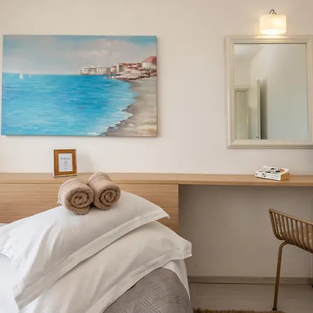 Holidays Roko - Sea View With Pool (adults Only) דירה *