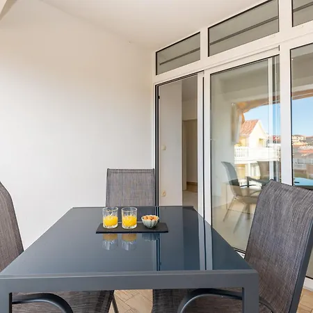 Holidays Roko - Sea View With Pool *