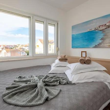 דירה Holidays Roko - Sea View With Pool (adults Only)
