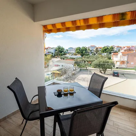 Holidays Roko - Sea View With Pool Apartament Grebaštica
