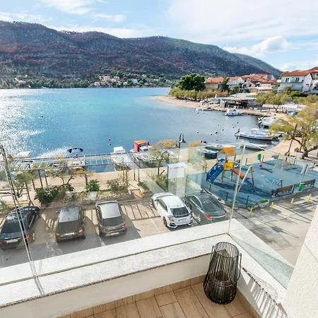 Holidays Roko - Sea View With Pool (adults Only) Lejlighed