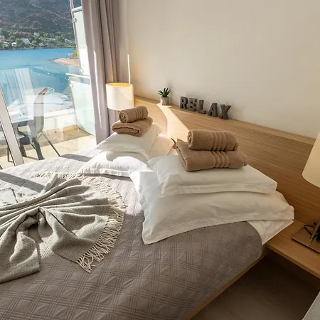 Апартаменты Holidays Roko - Sea View With Pool (adults Only)
